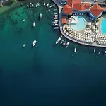 Katarina Hotel 4*