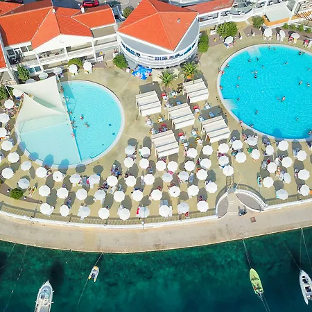 Hotel Katarina 4*