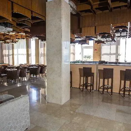 卡塔琳娜酒店 酒店